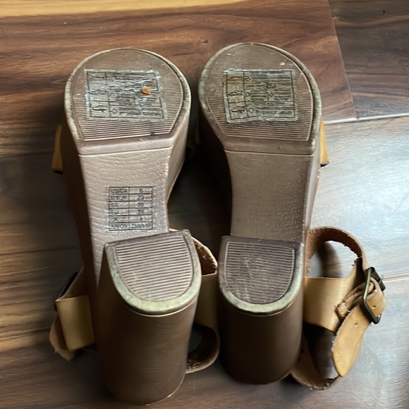 Forever 21 sandals size 6 - Picture 4 of 5